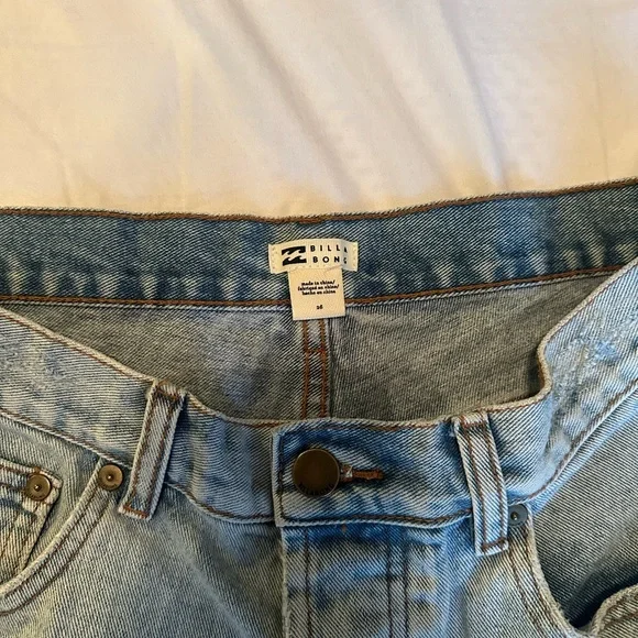 BILLABONG Get Low Womens Denim Shorts - Picture 3 of 3